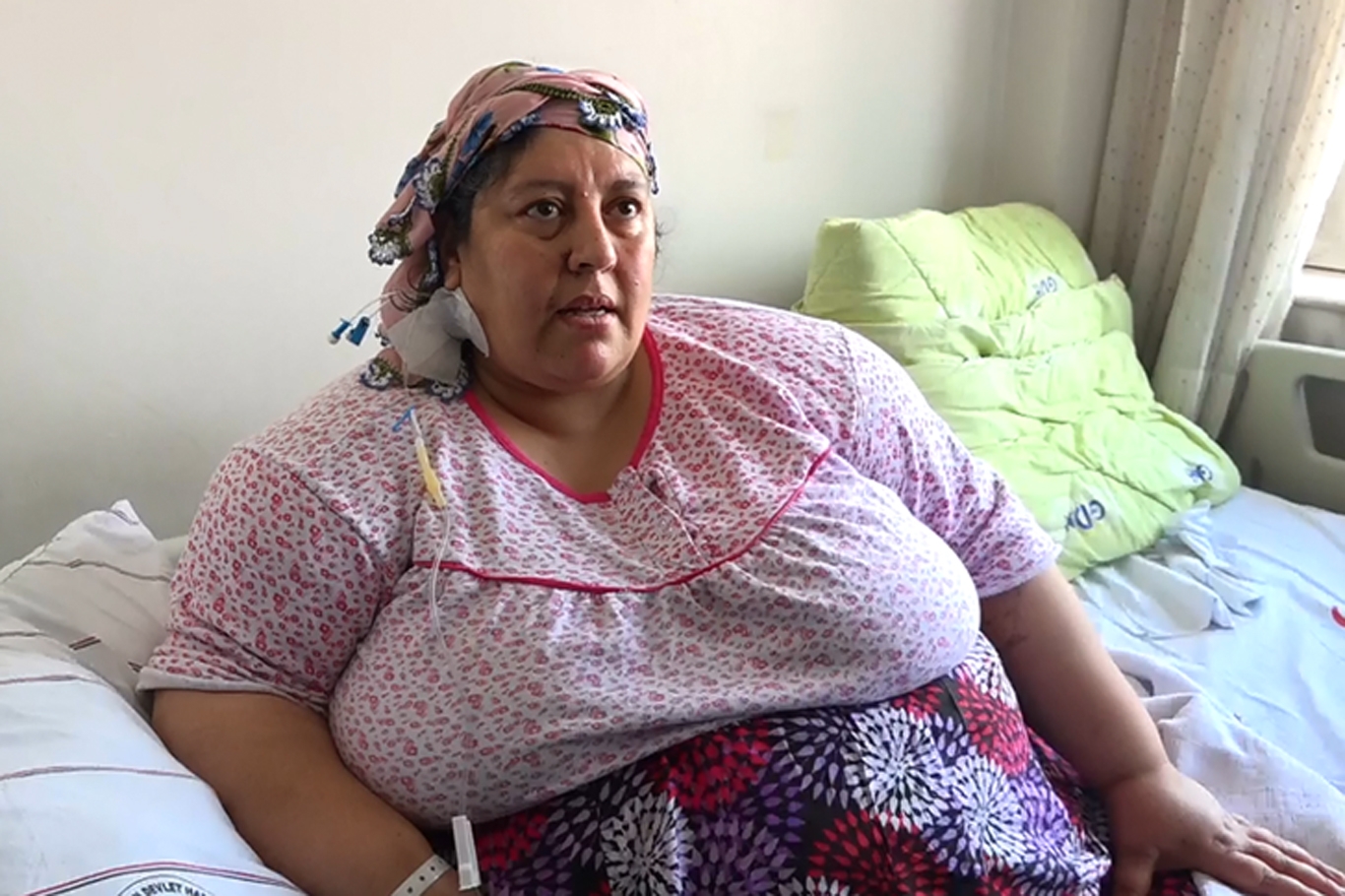 220 kilo ağrılığındaki kadın tüp mide ameliyatı oldu
